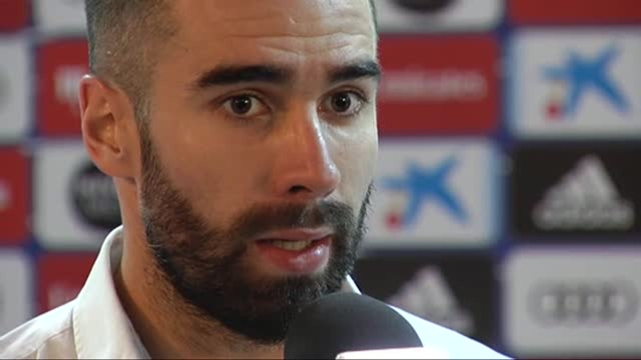 Carvajal reconoce la "semana dura" del Madrid tras perder dos clásicos seguidos