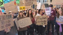 Estudiantes reclaman medidas ante el cambio climático