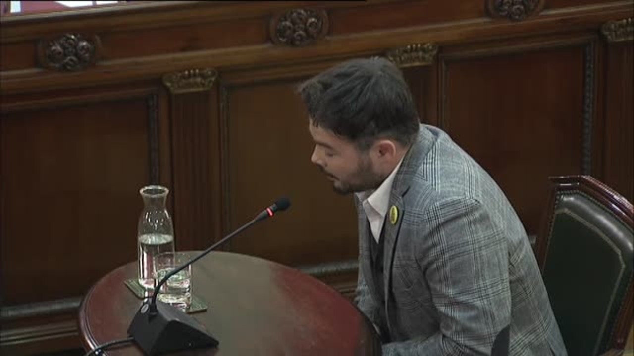 Rufián: "Me parece una vergüenza que se persone...