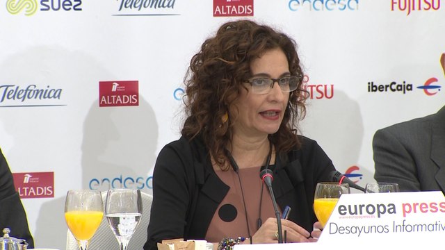 El Gobierno aprobará medidas laborales y sociales antes del 28A