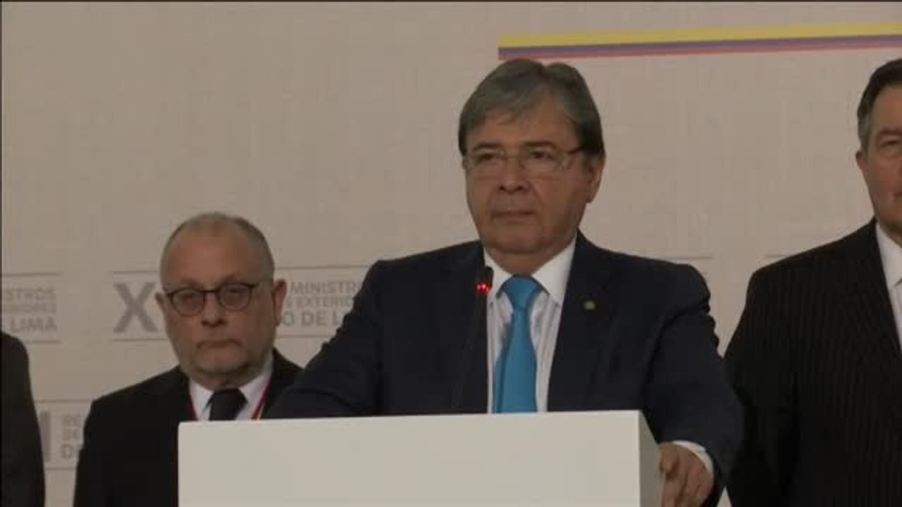 Más de 250 militares venezolanos abandonan el país