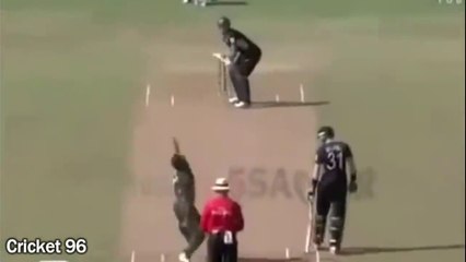 Kamran Akmal - The LOL Wicketkeeper in Cricket History 720 x 1280