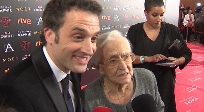 Daniel Guzmán llora la muerte de su abuela Antonia