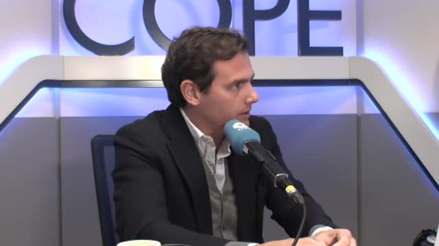 Rivera a Sánchez: Los adversarios no son Ciudadanos ni el PP, son los que quieren liquidar este país