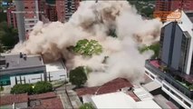 Espectacular demolición de la antigua casa de Pablo Escobar en Medellín