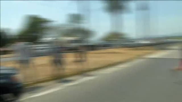 Nicolás Maduro echa el cierre a su frontera con Brasil para evitar la entrada de la ayuda humanitaria desplegada