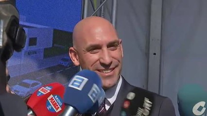 Rubiales a Tebas: "A las personas que reaccionan airadamente hay que seguir dándoles cariño"