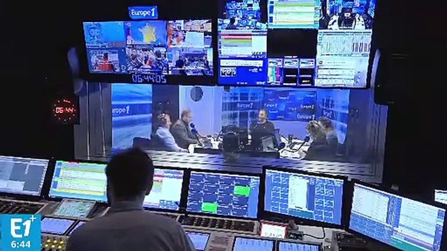 Réformes : Emmanuel Macron met en place 'l'assurance anti-dommages' Sibeth Ndiaye