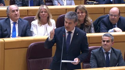 Cosidó sugiere a Sánchez dos títulos para sus próximos libros: "Historia de una traición" y "Manual del incompetente"