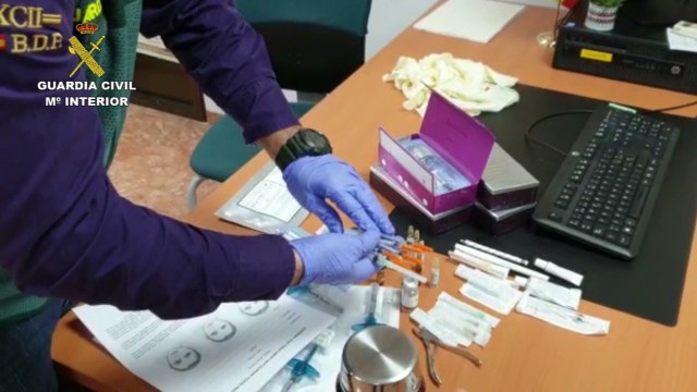 Detenida una mujer que realizaba tratamientos estéticos en hoteles