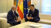 Sánchez se reúne con el presidente de la Real Academia Española