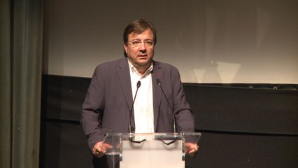 Vara elogia a ex consejero en su acto de jubilación