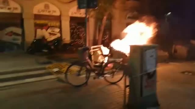 Graves altercados en una manifestación por el desalojo de un edificio 'okupa' en Barcelona