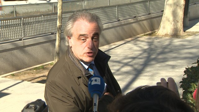 Abogado de Santi Vila confía en que el tribunal le levante del banquillo