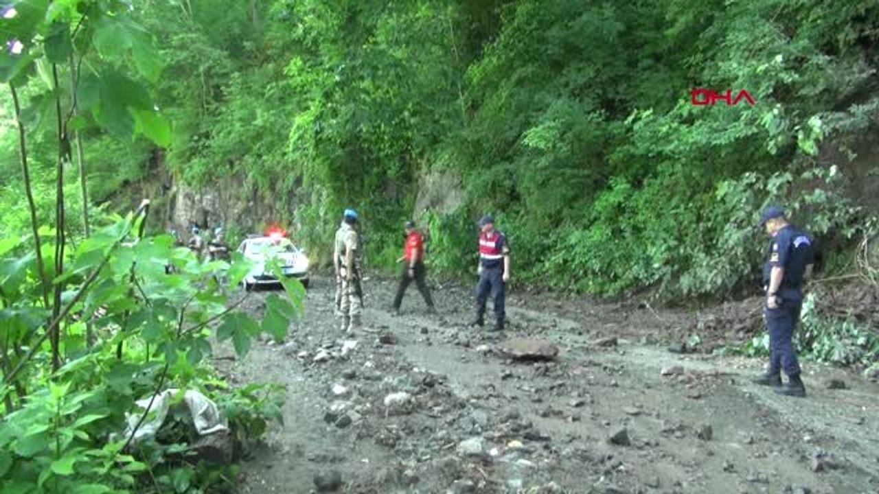 TRABZON Araklı Çamlıktepe'deki arama çalışmalarına Ankara'dan gelen Jak Timi de katıldı