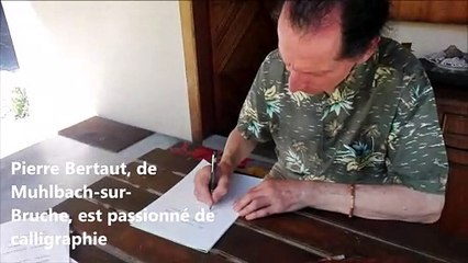 Son chèque a fait le buzz sur les réseaux : Pierre Bertaut écrit en gothique au quotidien