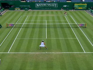 تنس: بطولة برمنغهام: اوساكا تفوز على ساكاري 6-1، 4-6 و6-3