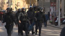 Los Mossos retiran a los concentrados que protestaban ante la Fiscalía de Catalunya