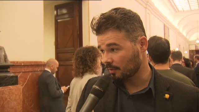 Rufián pide a Iglesias que vaya a Moncloa a presionar a Sánchez con las mismas ganas con las que irá a la cárcel a presionar a Junqueras