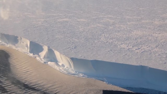 Un zumbido anticipa cambios en la plataforma de hielo antártica