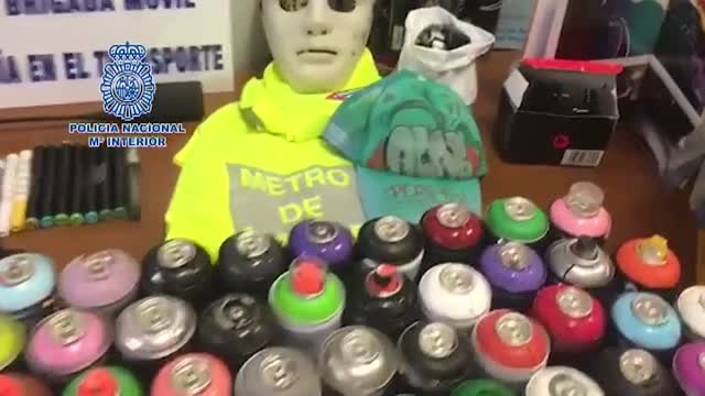 Detenidos 18 grafiteros que frenaban el metro en Madrid para pintar los vagones