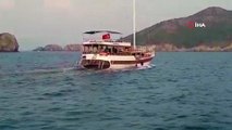 Karaya oturan teknedeki 36 yolcu iki kurumun uyumlu çalışmasıyla kurtarıldı