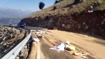Dağın yamacına çarpan traktör takla atıp devrildi: 2 ölü