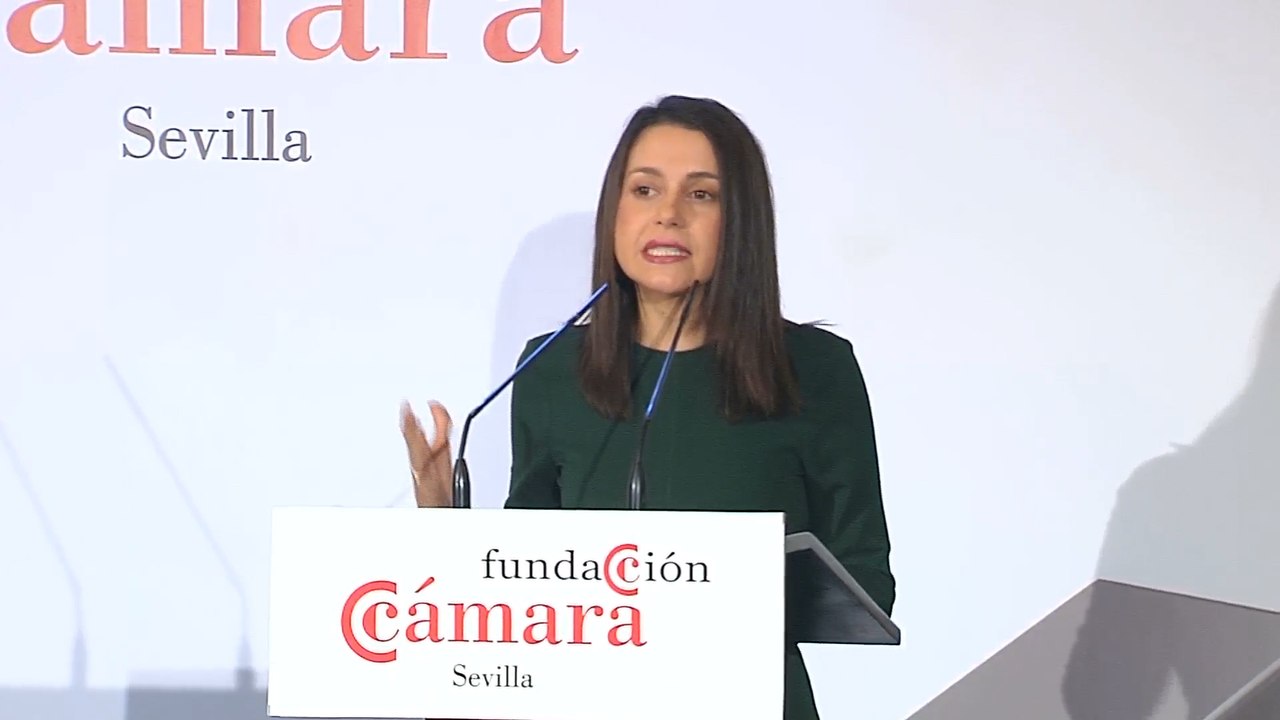 Arrimadas: "Salimos a ganar" en las elecciones andaluzas