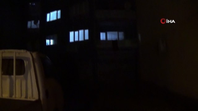 12 yaşındaki çocuk camı silerken 4. kattan 1. katın balkonuna düştü