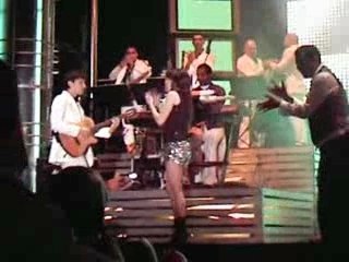 París de Noia interpreta un mix de los Gipsy Kings