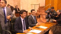 Parlamentarios andaluces en sesión plenaria