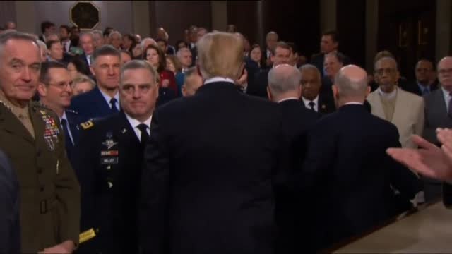 Donald Trump pronuncia su primer discurso del Estado de la Unión ante una cámara de mayoría demócrata