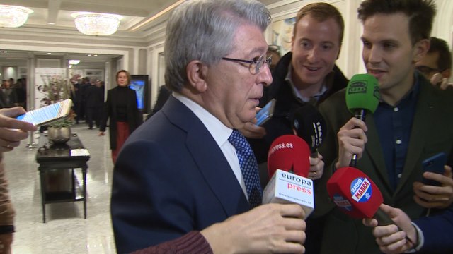 Cerezo evita a la prensa y asegura que falta mucho tiempo para el derbi