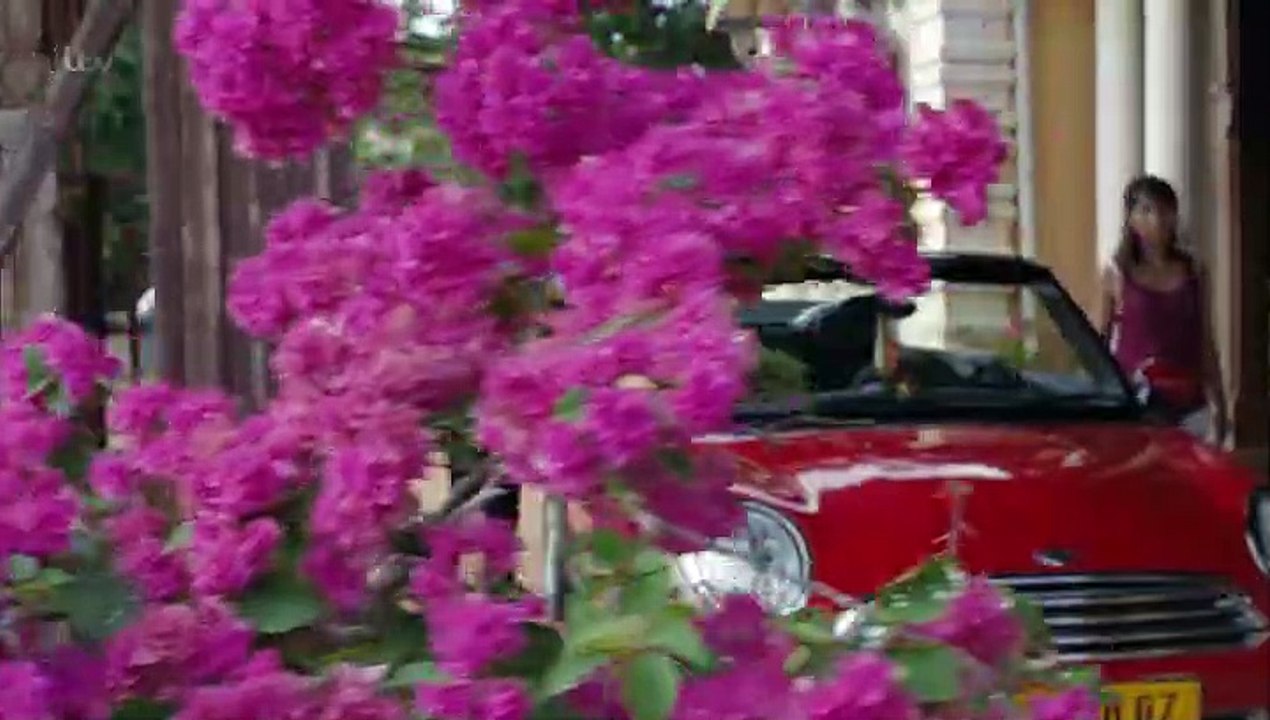 The Good Karma Hospital S01E01