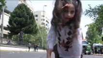 Cientos de 'zombies' toman las calles de Santiago de Chile