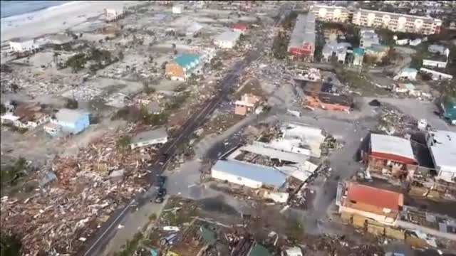 El huracán Michael se aleja como lluvia tropical hacia el Atlántico