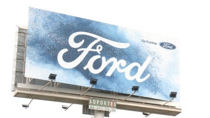 Exteriores de la planta de Ford en Almussafes