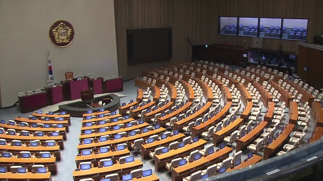 6월 국회 하루 앞두고 또 '삐거덕'... 국회 문 강제로 열자 법 개정 추진 / YTN