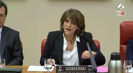 Delgado acusa al PP de "chantajear" como Villarejo