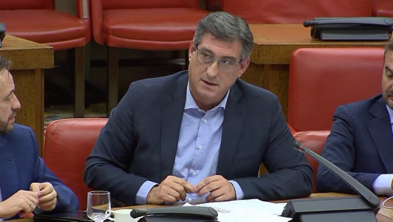 Cs: "Se trata de que tengamos una ministra que no pueda ser chantajeada"