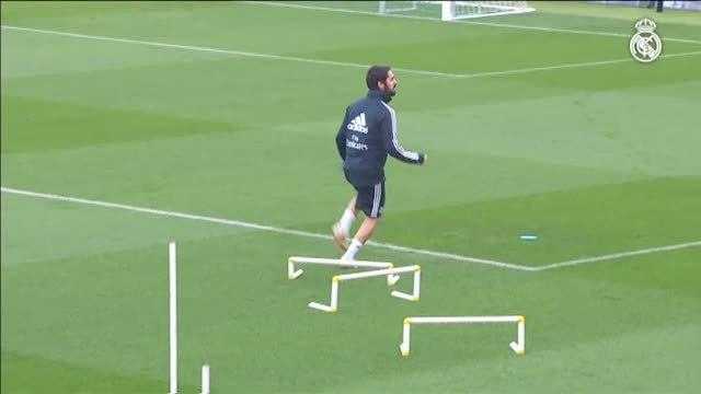 Isco Alarcón entrena al margen del grupo