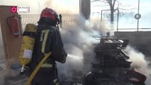 Extinguido un incendio en un desguace de Almassora (Castellón)