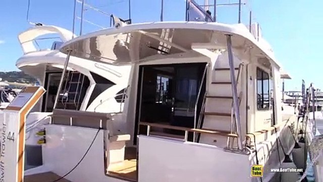 2019 Beneteau Swift Trawler 44 - Deck and Interior Walkaround - 2018 Cannes Yachting Festival
