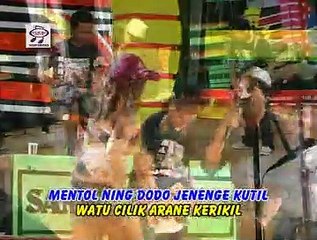 Ana Lorizta feat Memet - Watu Cilik [Official Music Video]