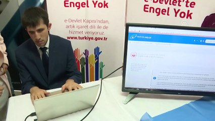 Bakan Selçuk, 'e-Devlette engel yok' uygulamasını kullandı - ANKARA
