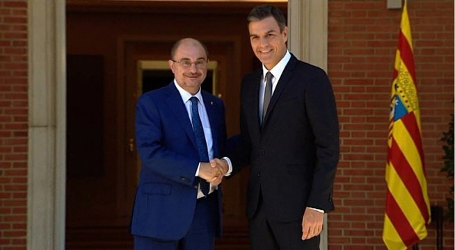 Lambán se reúne en Moncloa con Sánchez