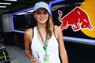 Portrait de Maya Gabeira : record féminin de la plus haute vague surfée