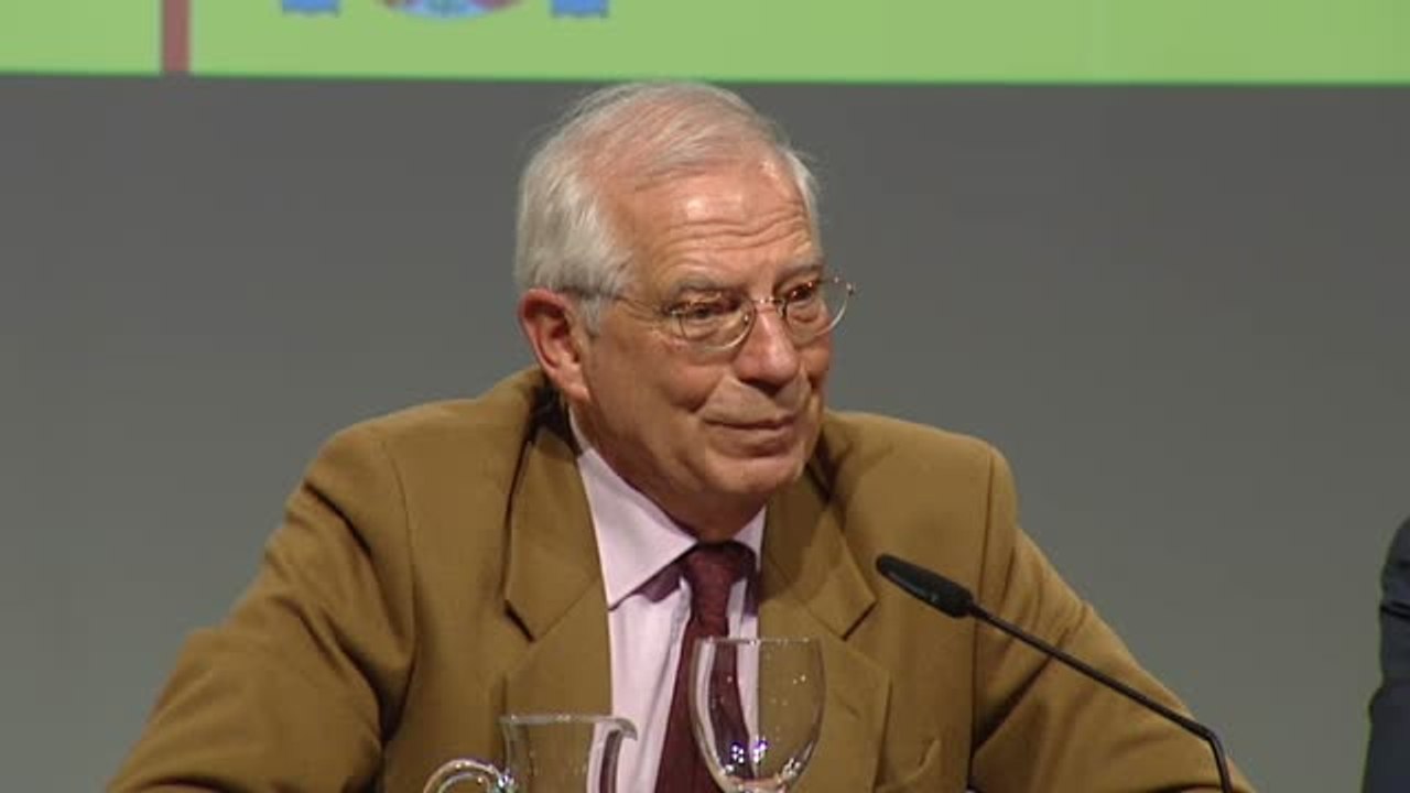 Borrell, partidario de "un proceso de intervención" para garantizar la única salida posible, que son "unas elecciones"