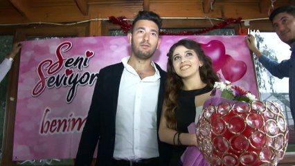 Haber kameramanı en önemli anı için kameranın önüne geçti