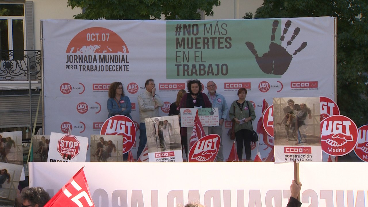 UGT y CCOO protestan contra los accidentes laborales
